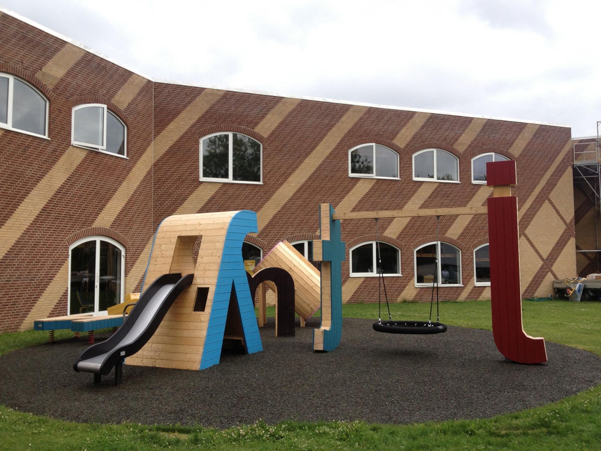 Monstrum playground letters alphabet hørsholm legeplads