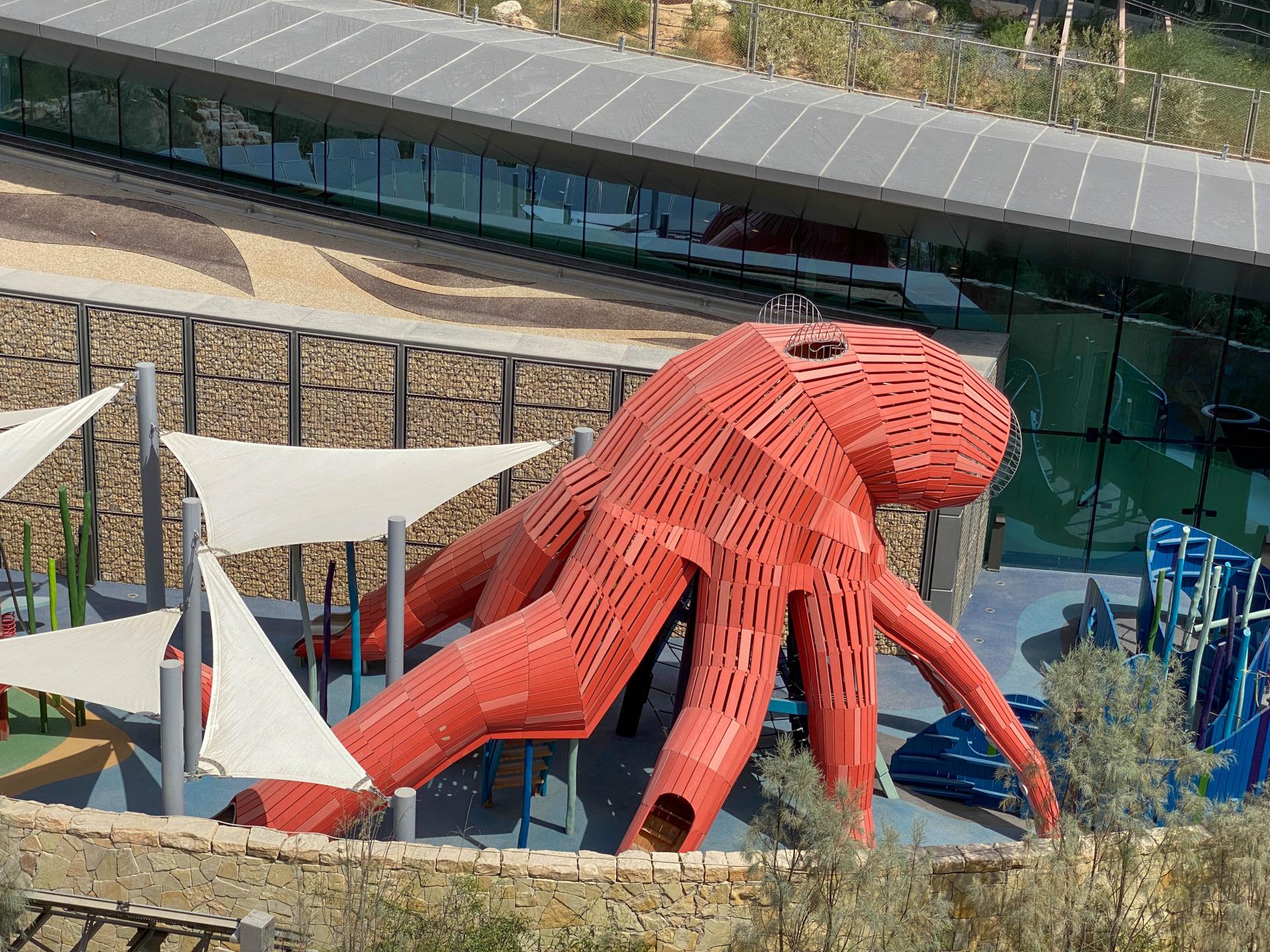 Octopus playground at EXPO 2020 - MONSTRUM playgrounds