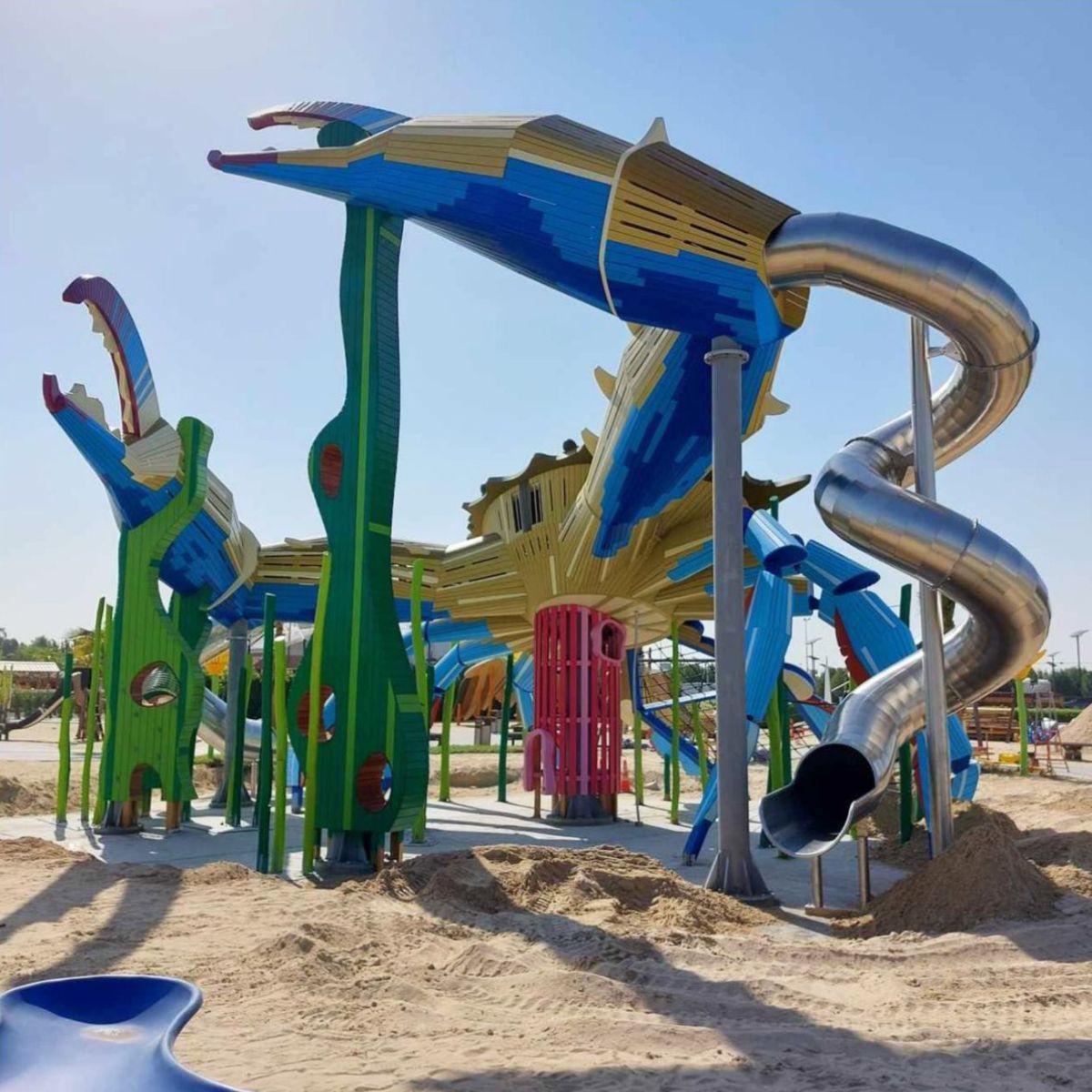 Gigantic crab playground in Kuwait