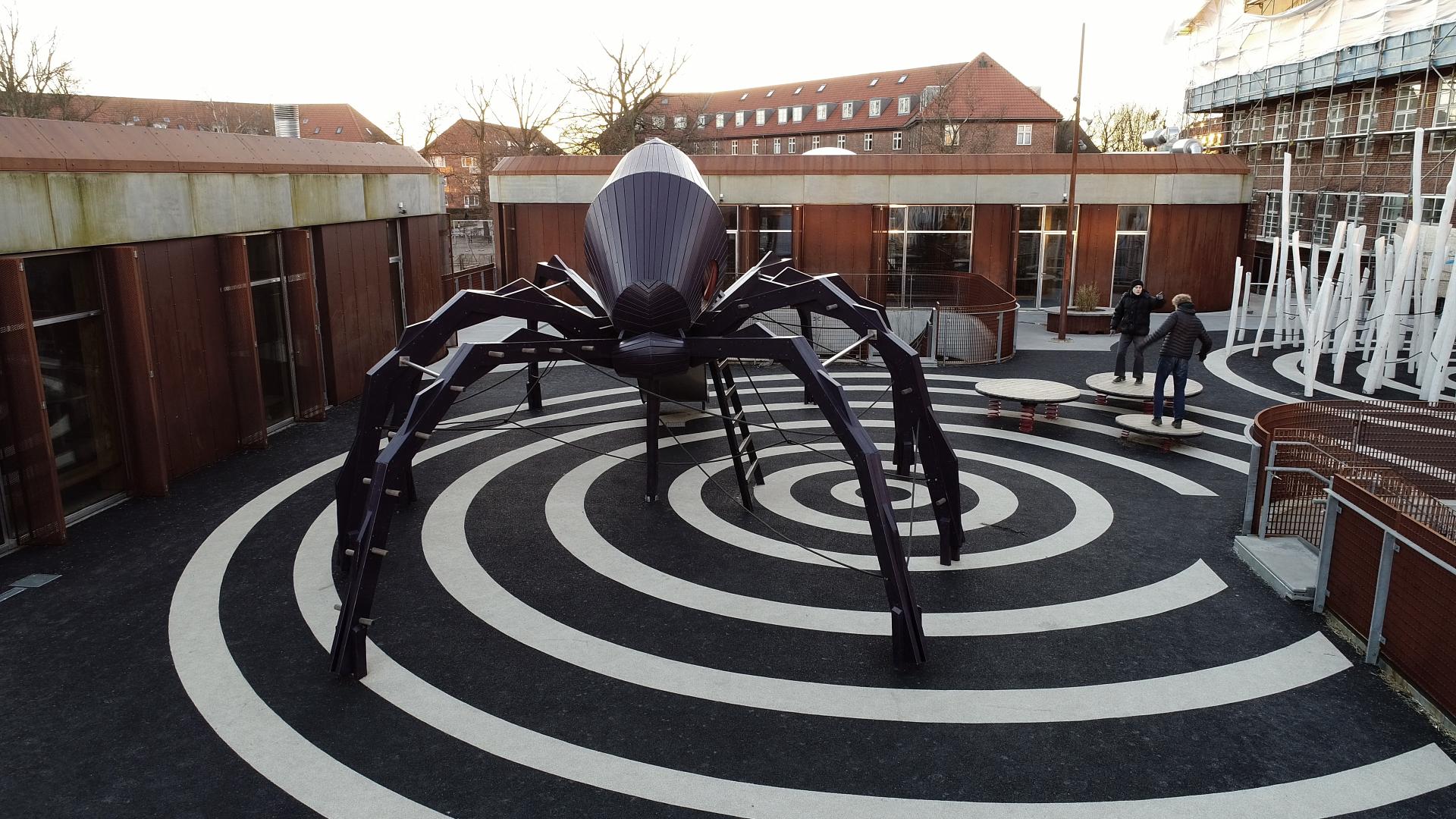 MONSTRUM playground spider brønshøj school 