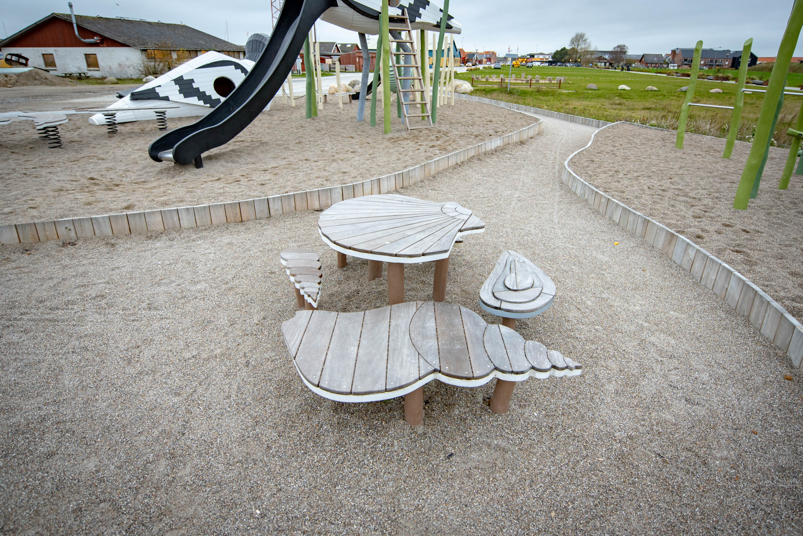 Avocet playground Hals Havn