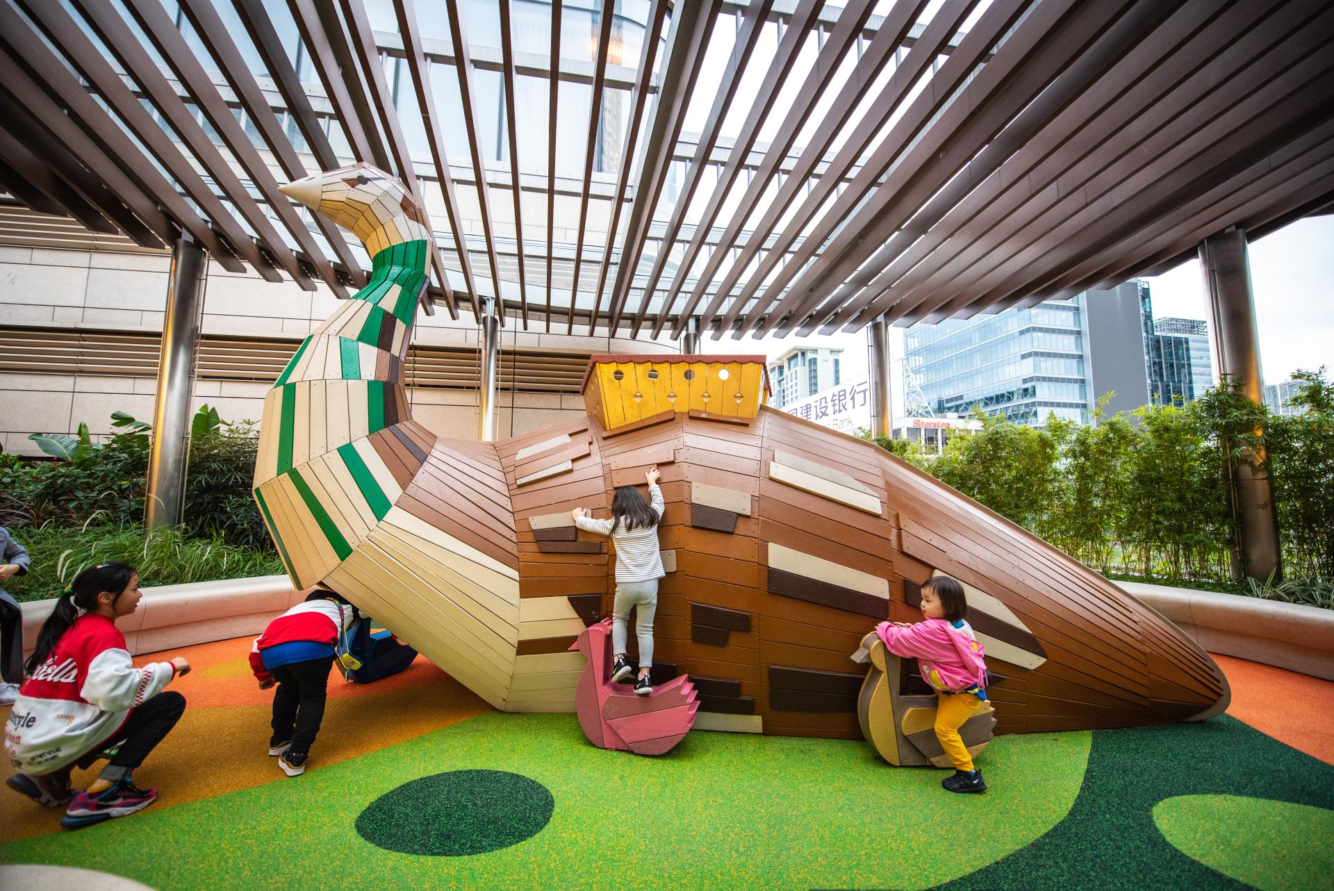 MONSTRUM playground Tail of The Peacock in Hong Kong K11 Musea hen