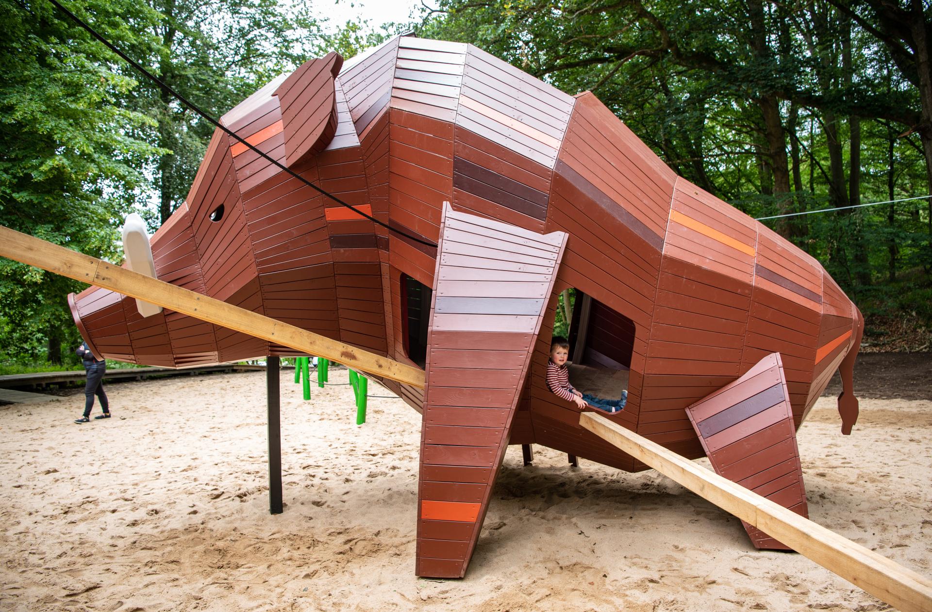 MONSTRUM playground The wild boar vildsviner