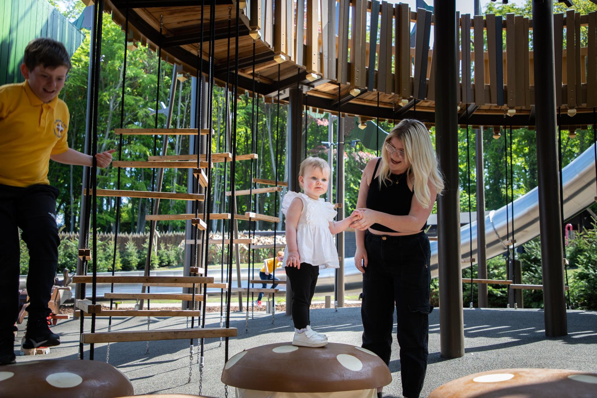 Kids playing at Lilidorei playground