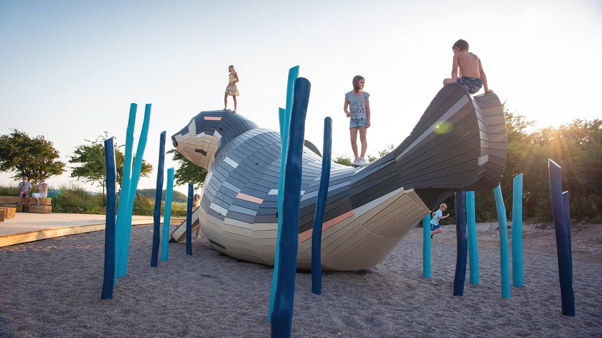 inspiring kids to move - kids playing at playground