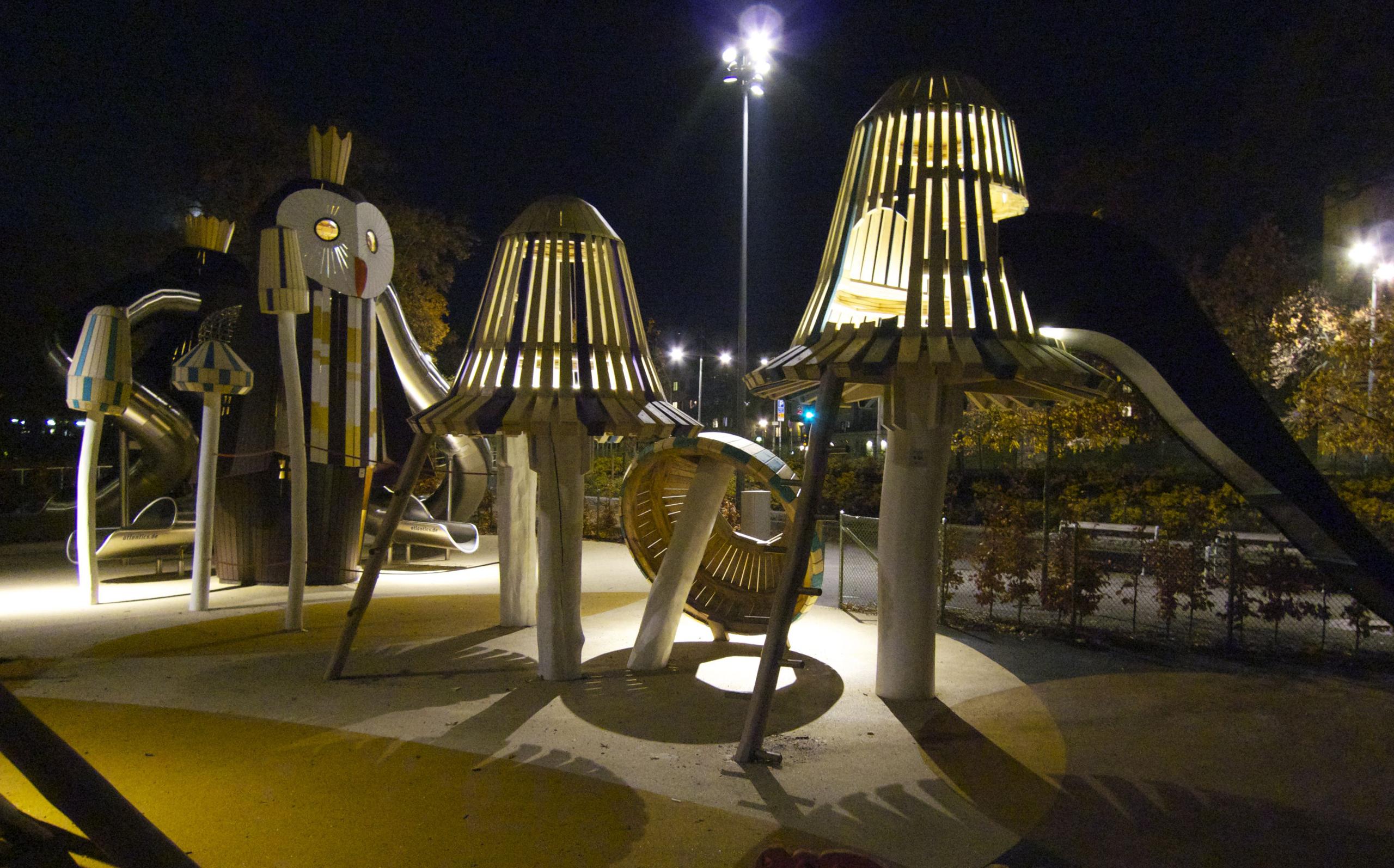 Kristineberg slotspark monstrum playground