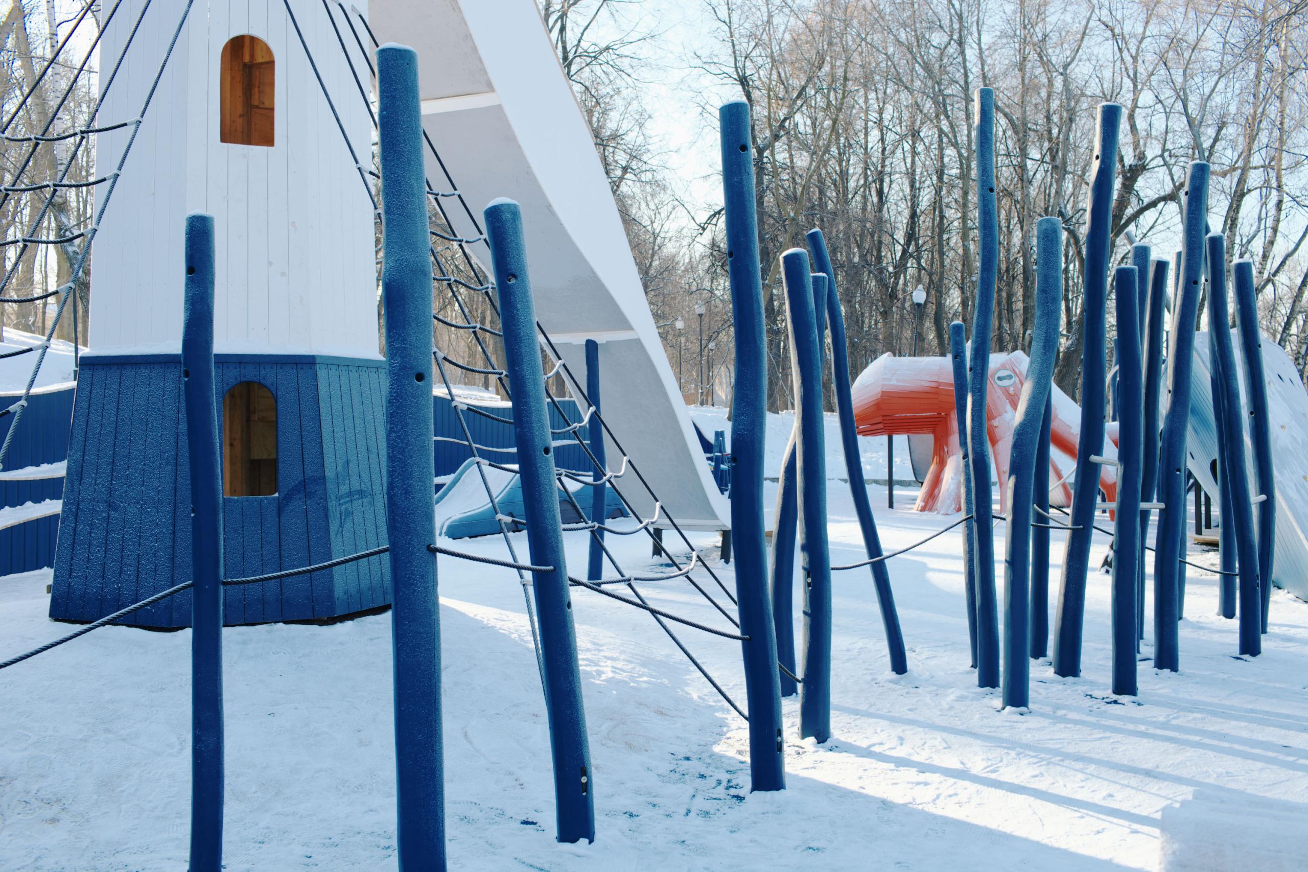 MONSTRUM playground gorky park octopus