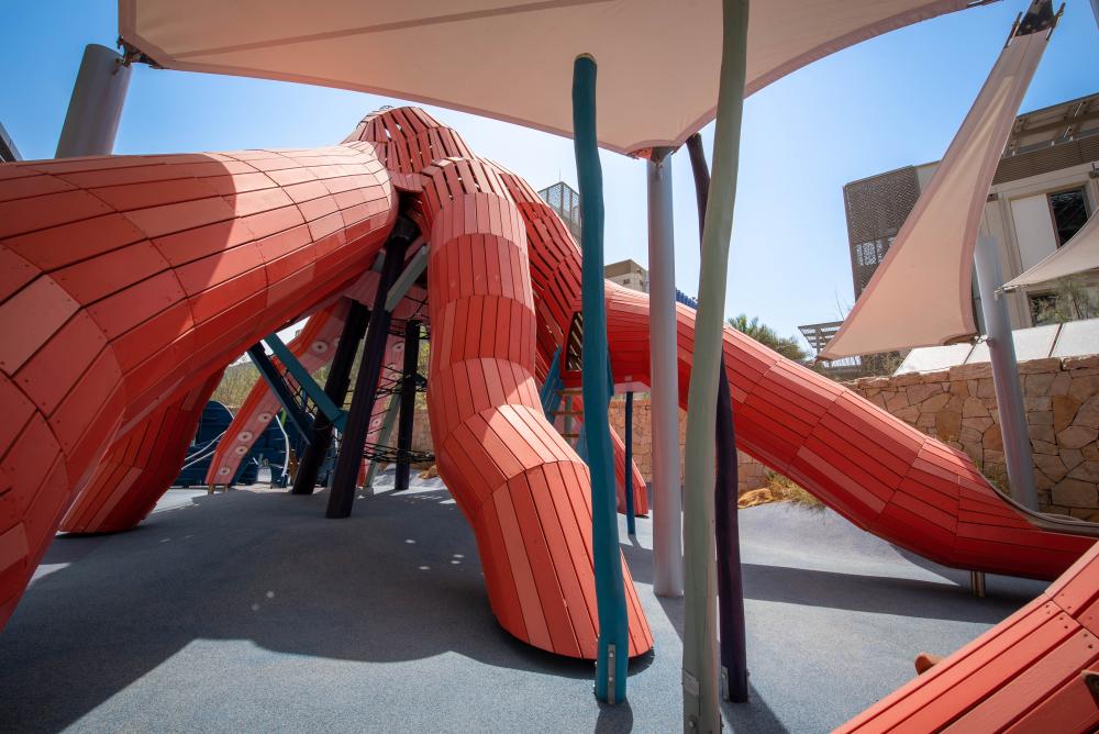 Octopus playground at EXPO 2020 playground MONSTRUM playgrounds